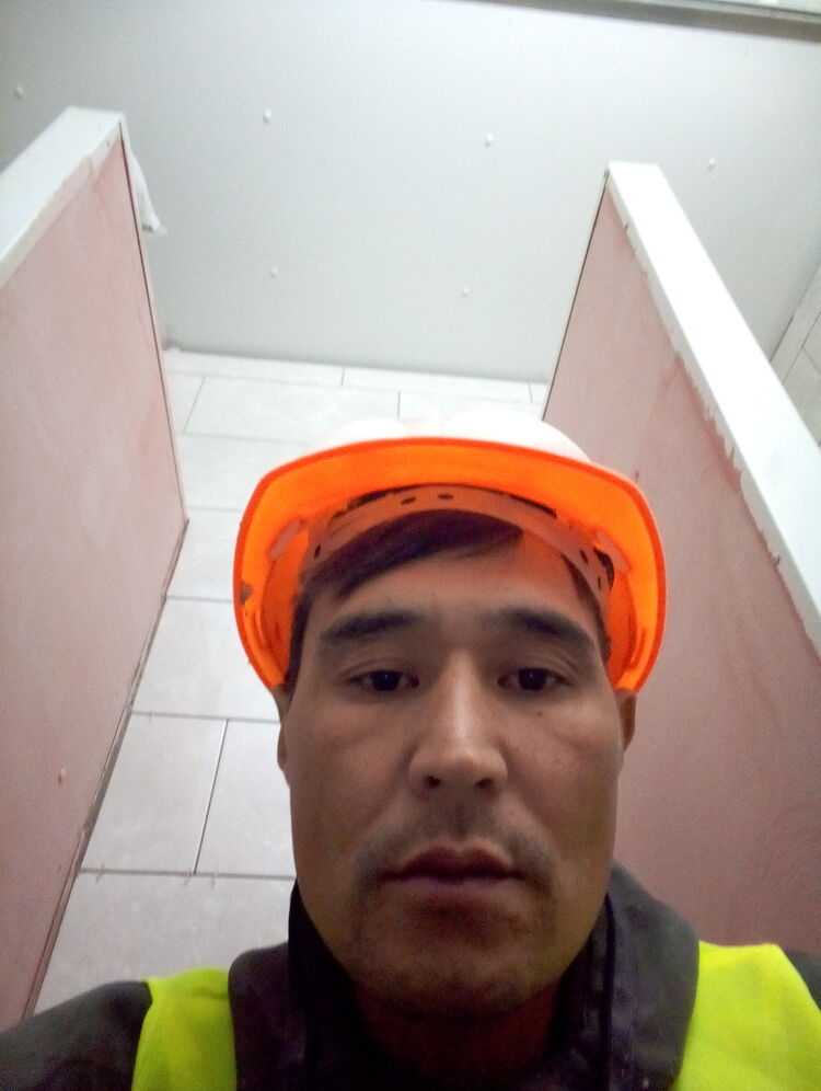  23615798  , 39 ,    