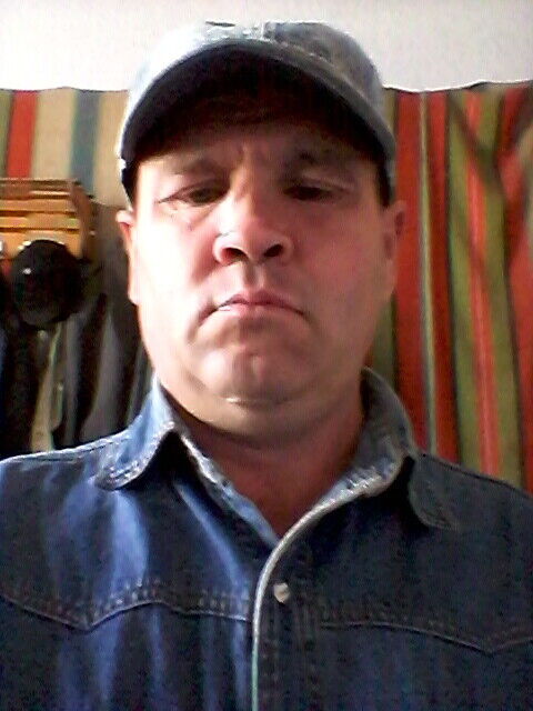 20114828  Valeriu, 48 ,    