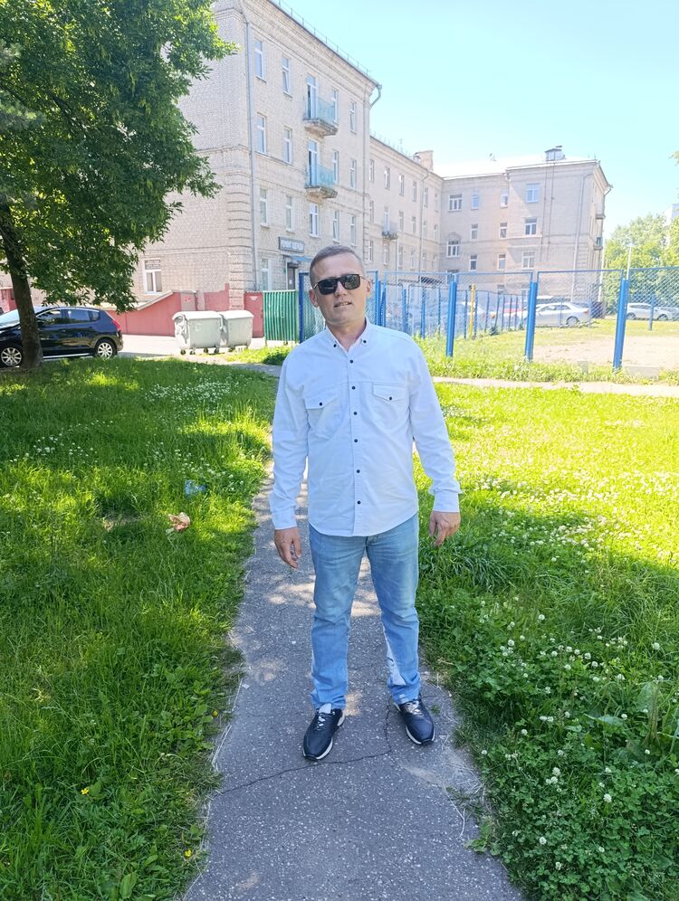  52405038  , 45 ,    