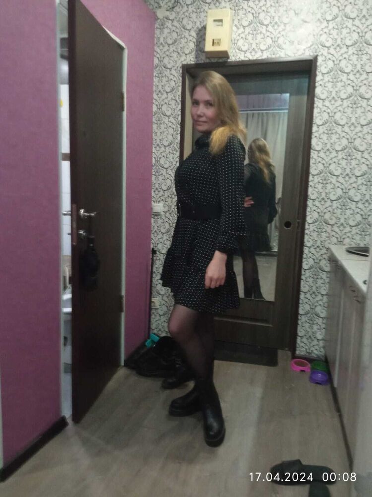  44046938  , 34 ,    