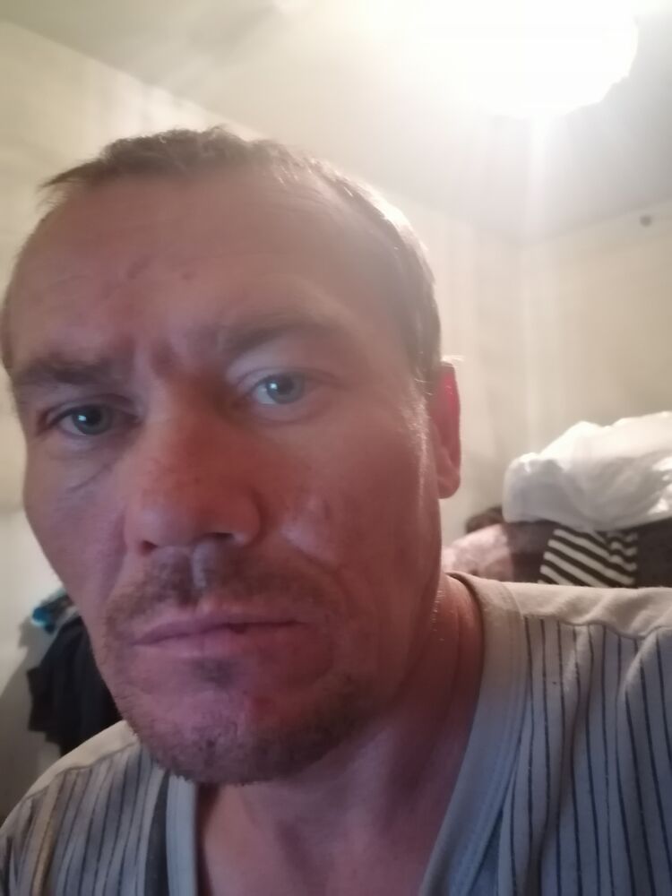  ,   Stepan, 43 ,   ,   