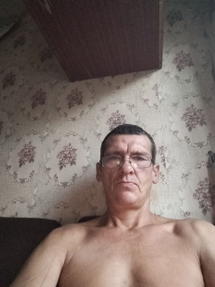  46465658  Oleg, 47 ,    