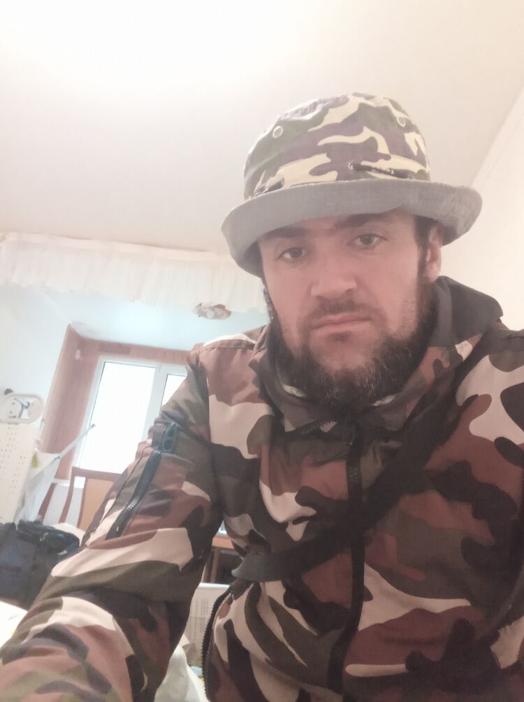  30144938  Ruslan, 36 ,    