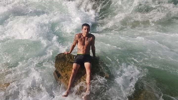  18247128  Valeri, 32 ,    