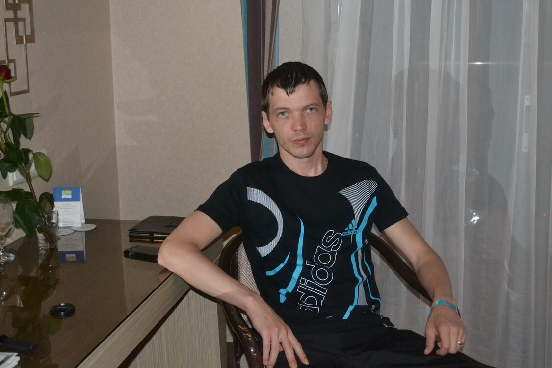  8884298  , 40 ,    -