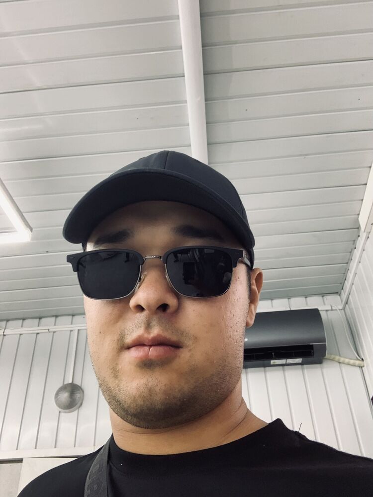  52882818  , 25 ,    