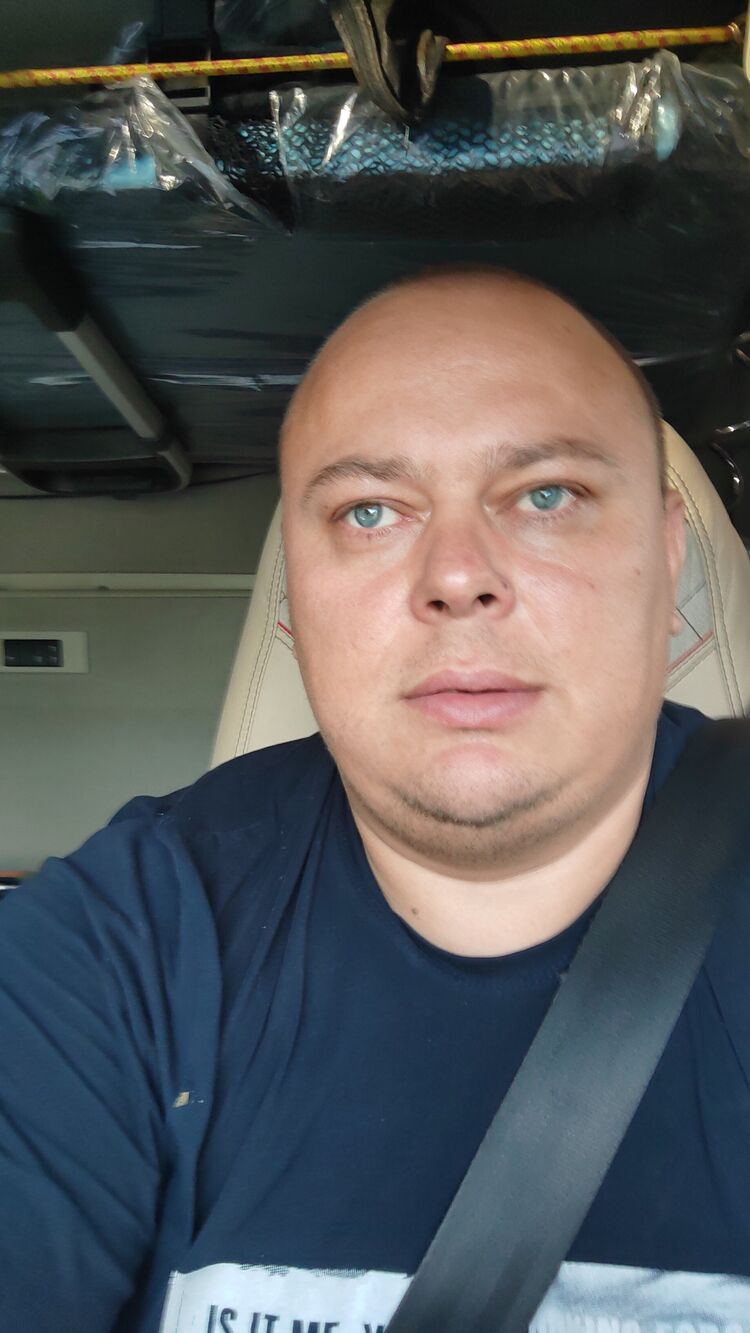  49232838  , 39 ,    