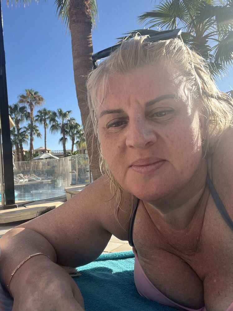  47519068  Irina, 50 ,    