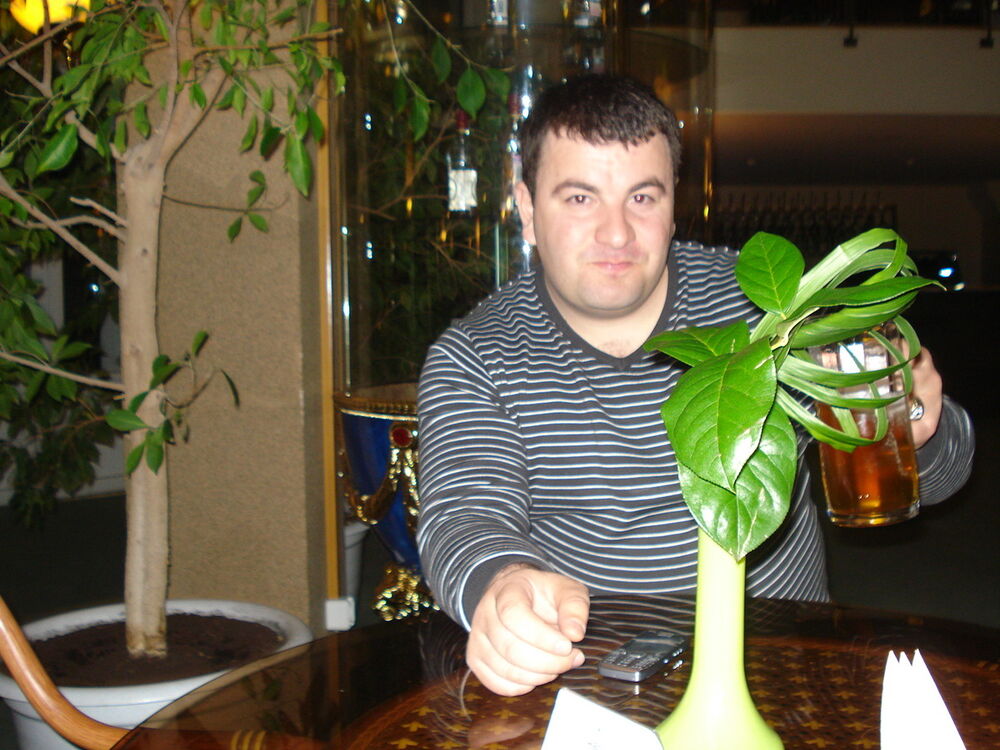  ,   Papi, 42 ,   