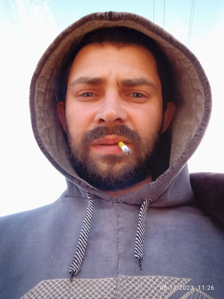  49514728  , 35 ,    