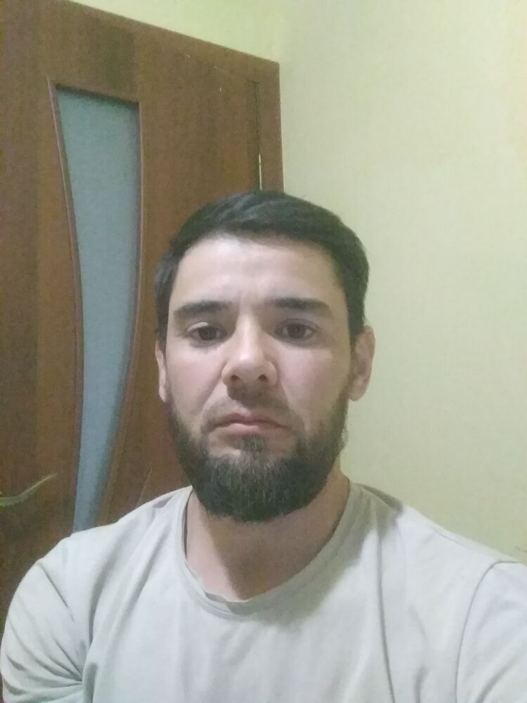  37896808  King, 36 ,     