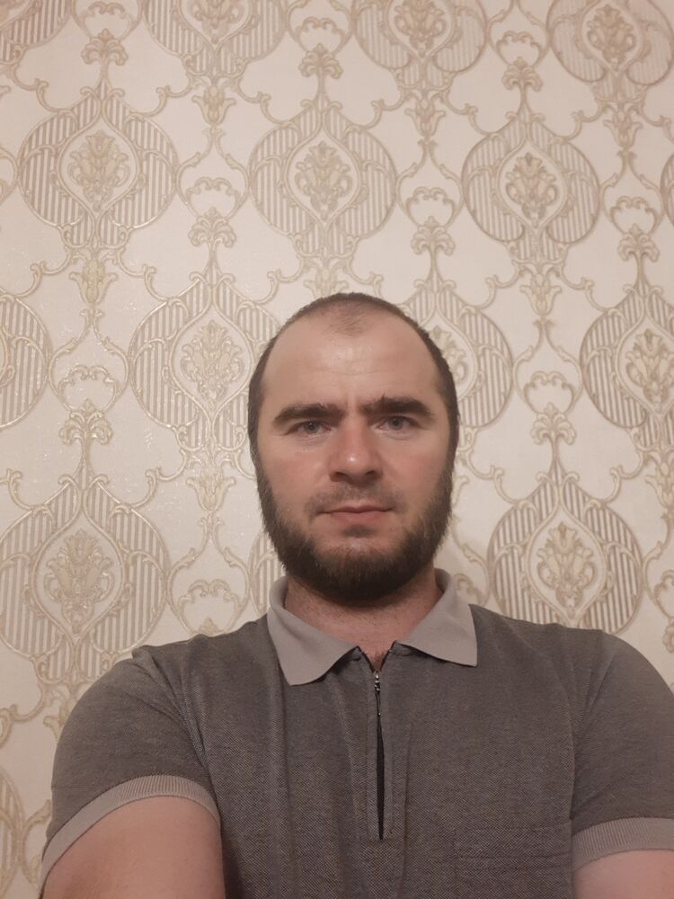  28016168   , 40 ,    