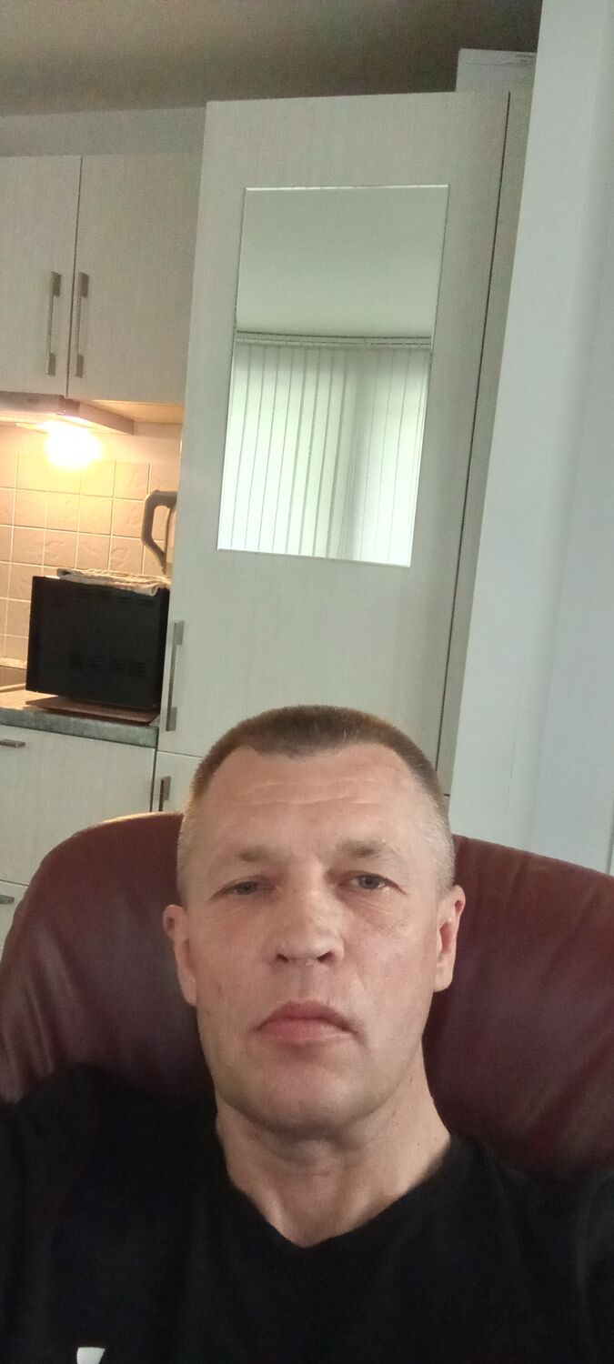  52905918  Sergey, 46 ,    
