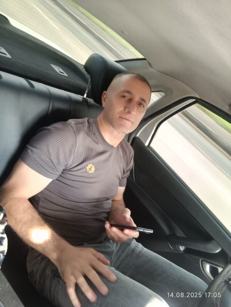  54602918  , 43 ,    Tivoli