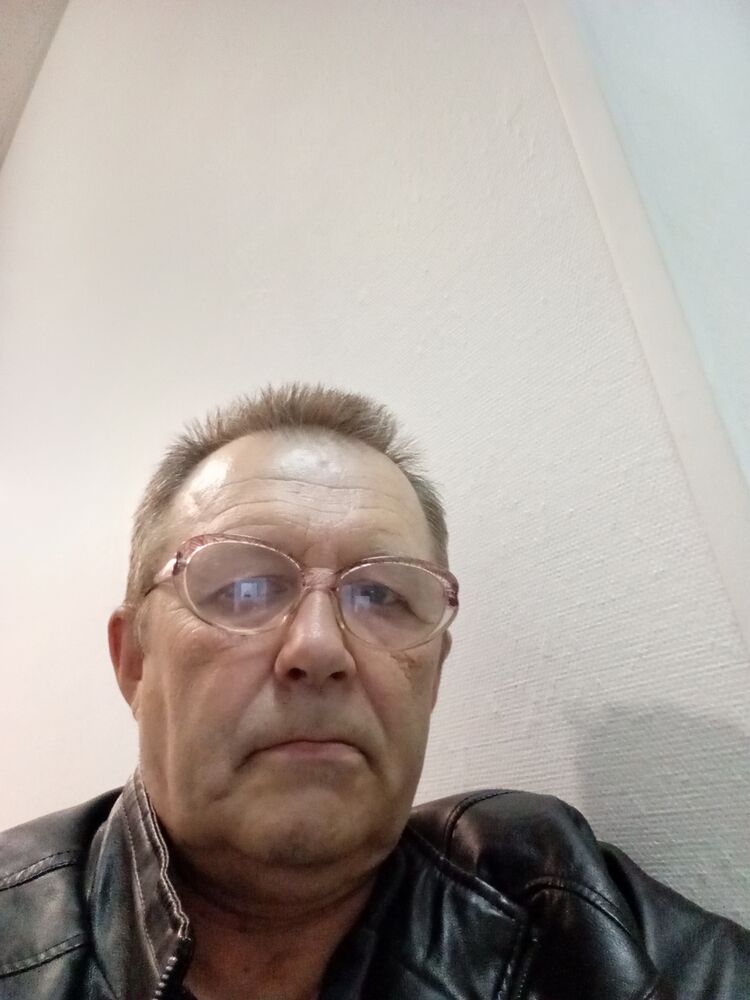  43352508  , 59 ,    