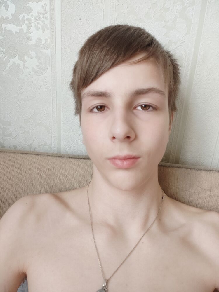  43225638  , 20 ,    