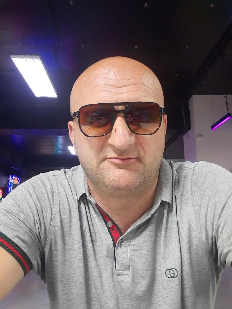  47520868  Rati, 39 ,    