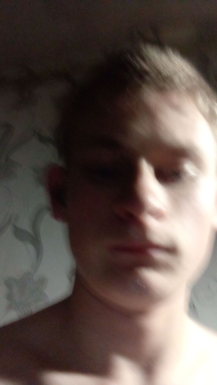  43006328  , 19 ,    