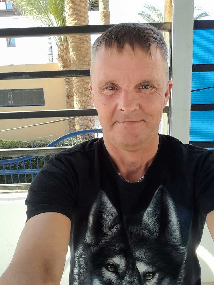  ,   Slavomir, 47 ,   ,   , c 