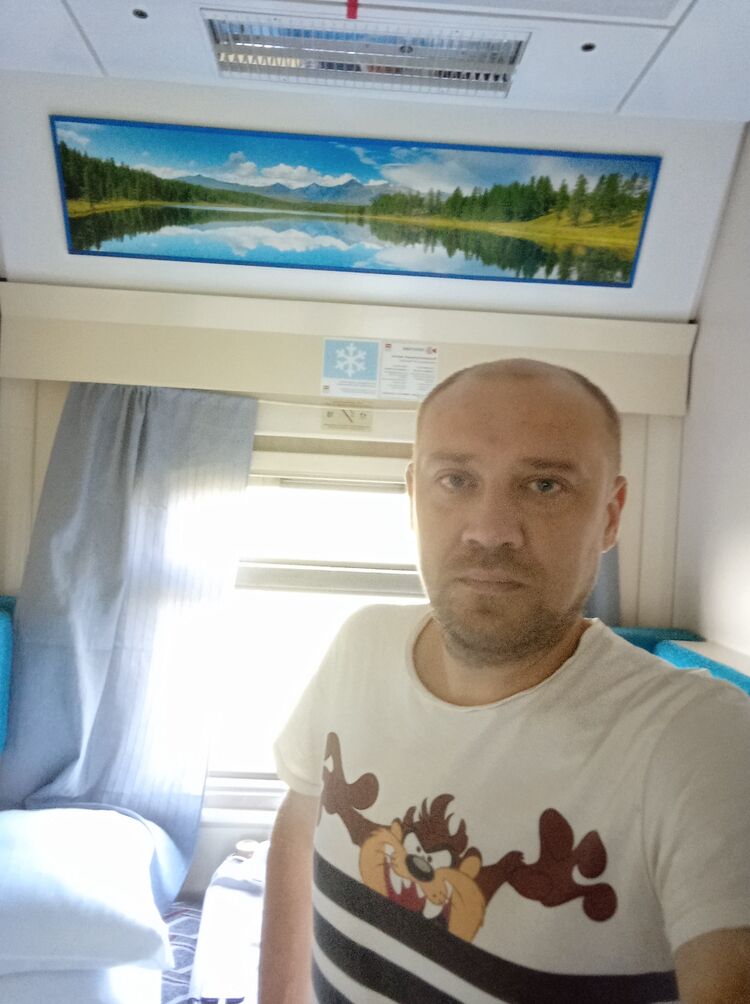  43056678  , 42 ,    