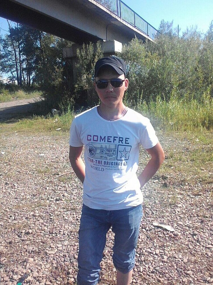  18597878  , 30 ,    