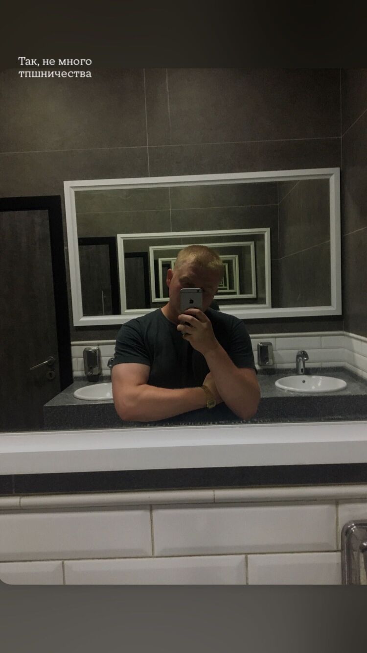  44543148  , 27 ,    