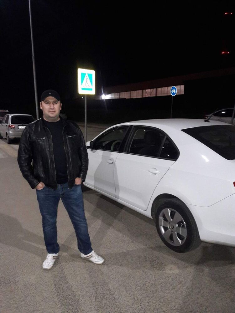  30124678  Ruslan, 43 ,    