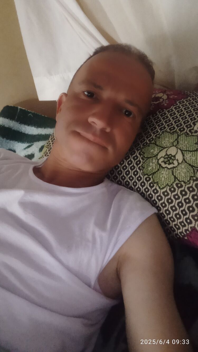  52013028  , 44 ,    