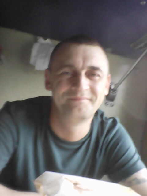  ,   Nik, 44 ,   ,   , c 