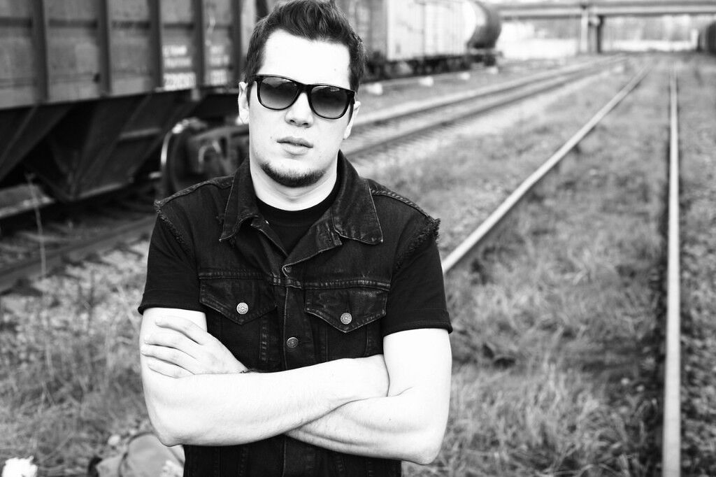  5410358  Artur, 37 ,    