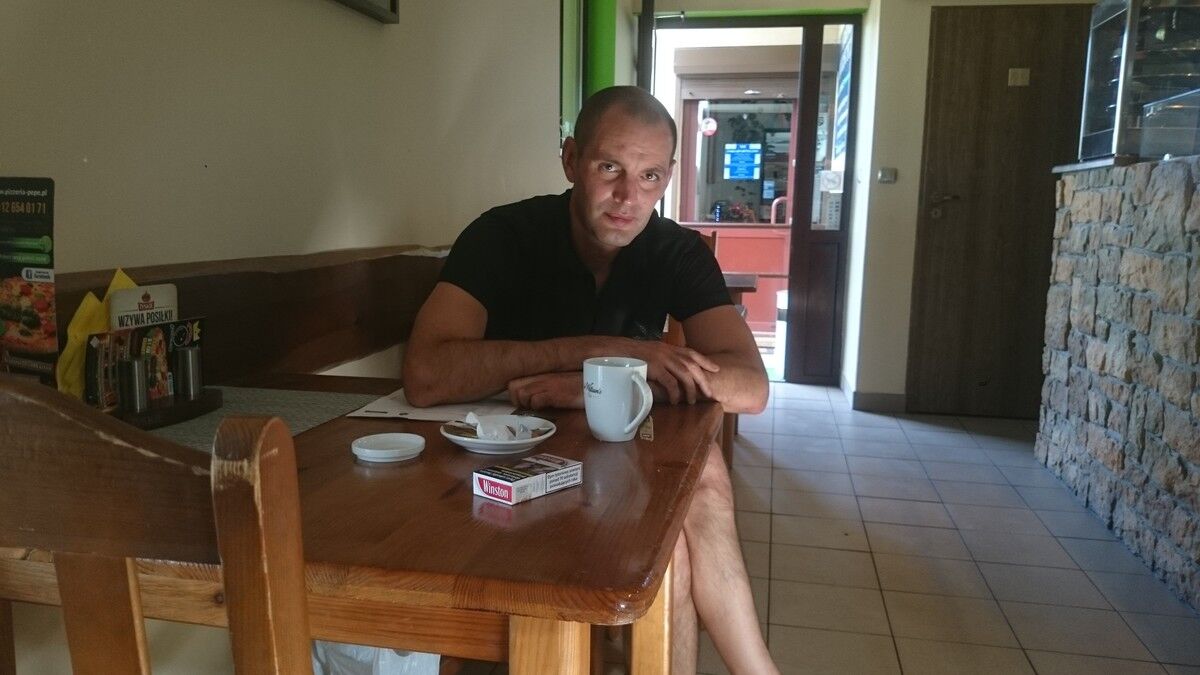  ,   Pavel, 48 ,   ,   , c 