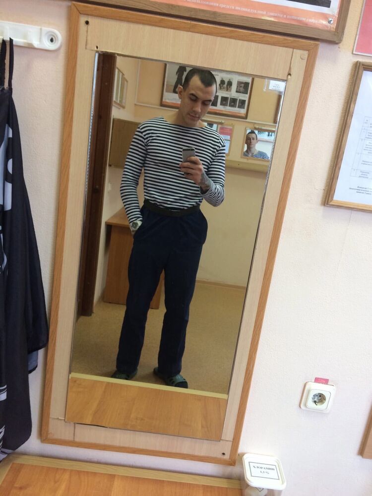  47646458  , 26 ,    -