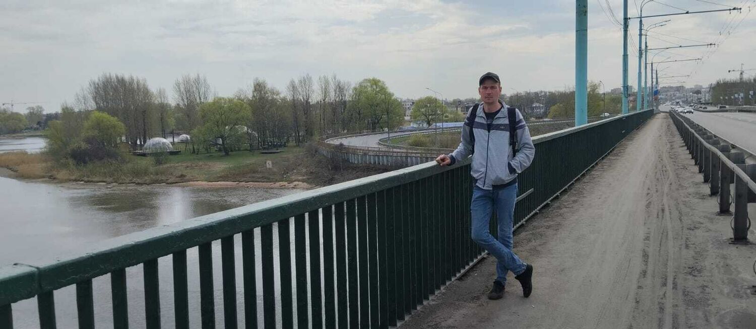  52556748  , 32 ,    -