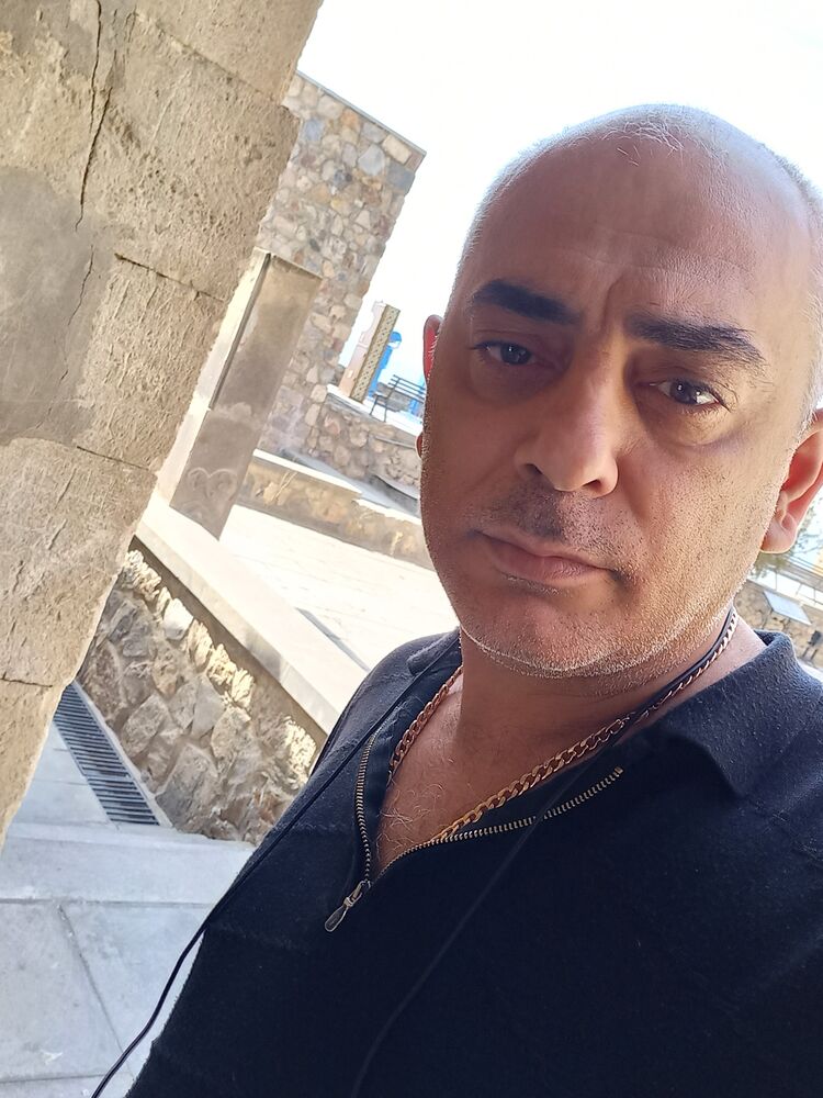 35296258  , 46 ,    
