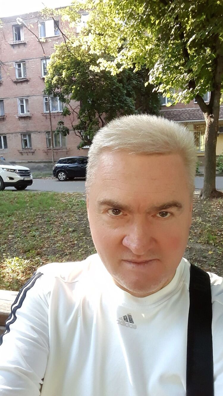  24638108  , 52 ,    