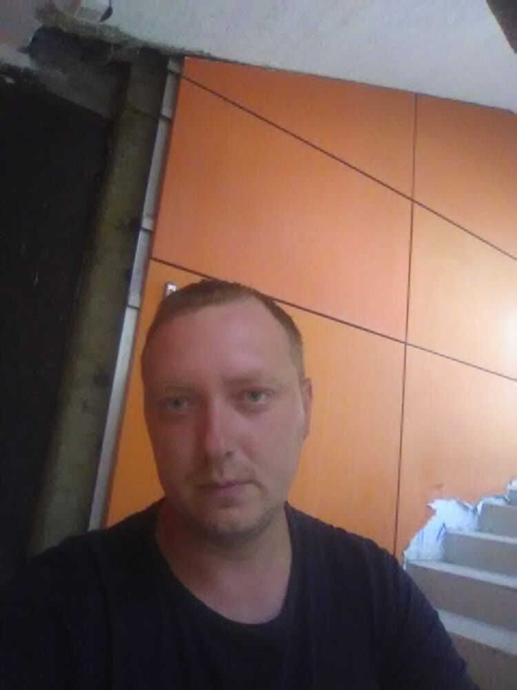  49030228  , 38 ,    --