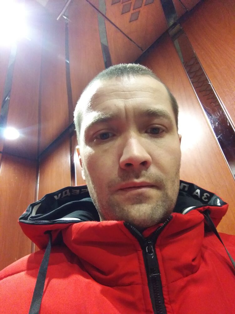 32497268  Vladimir, 36 ,    -