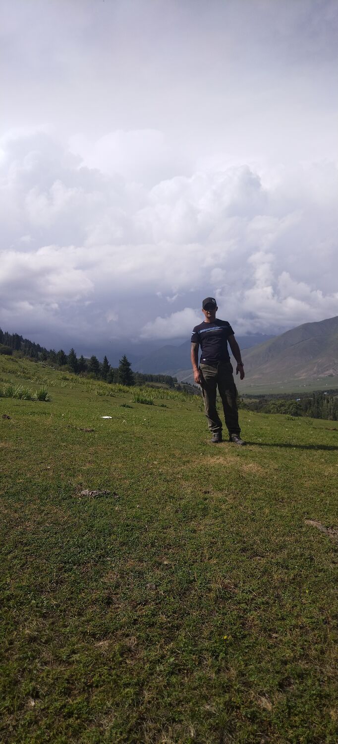  ,   Denis, 39 ,   ,   