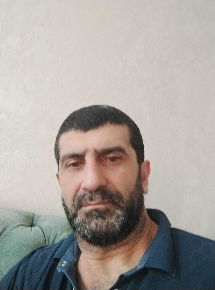  46672878  , 47 ,    