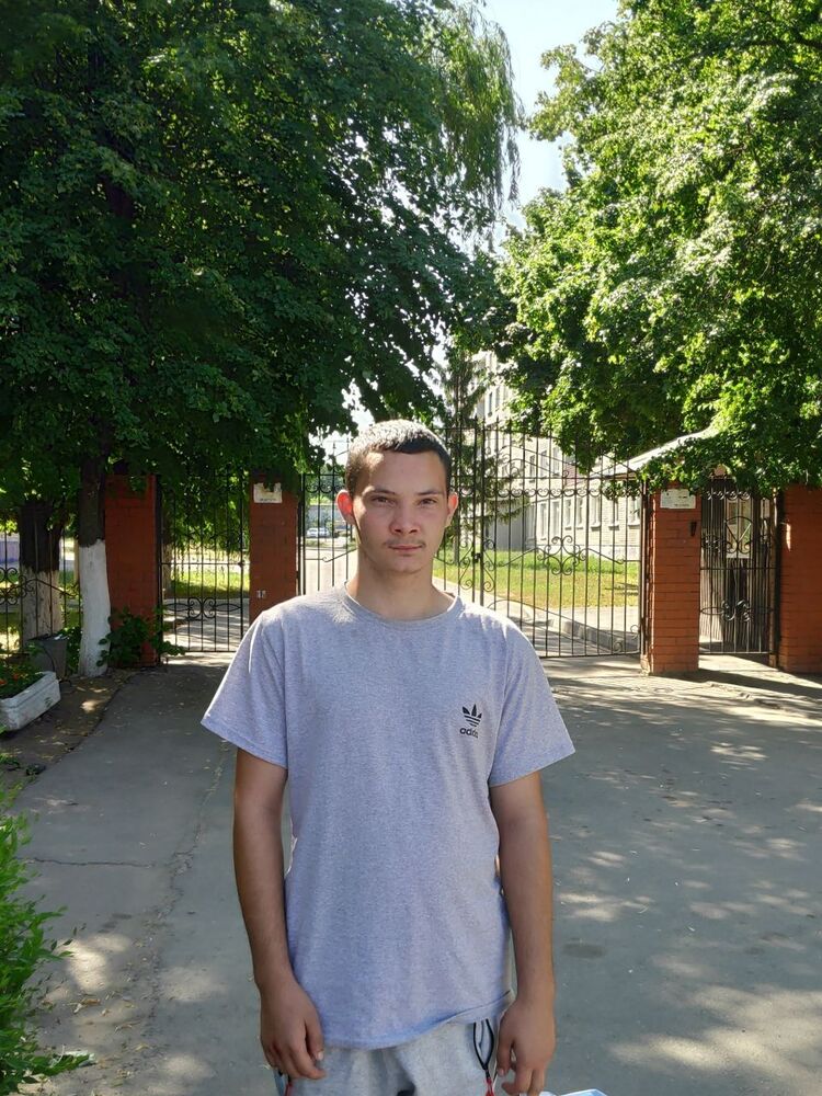  ,   Pavel, 20 ,     , c 