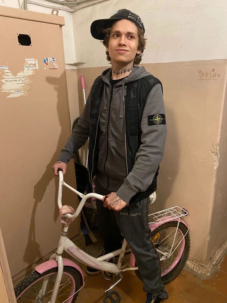  ,   , 24 ,   ,   