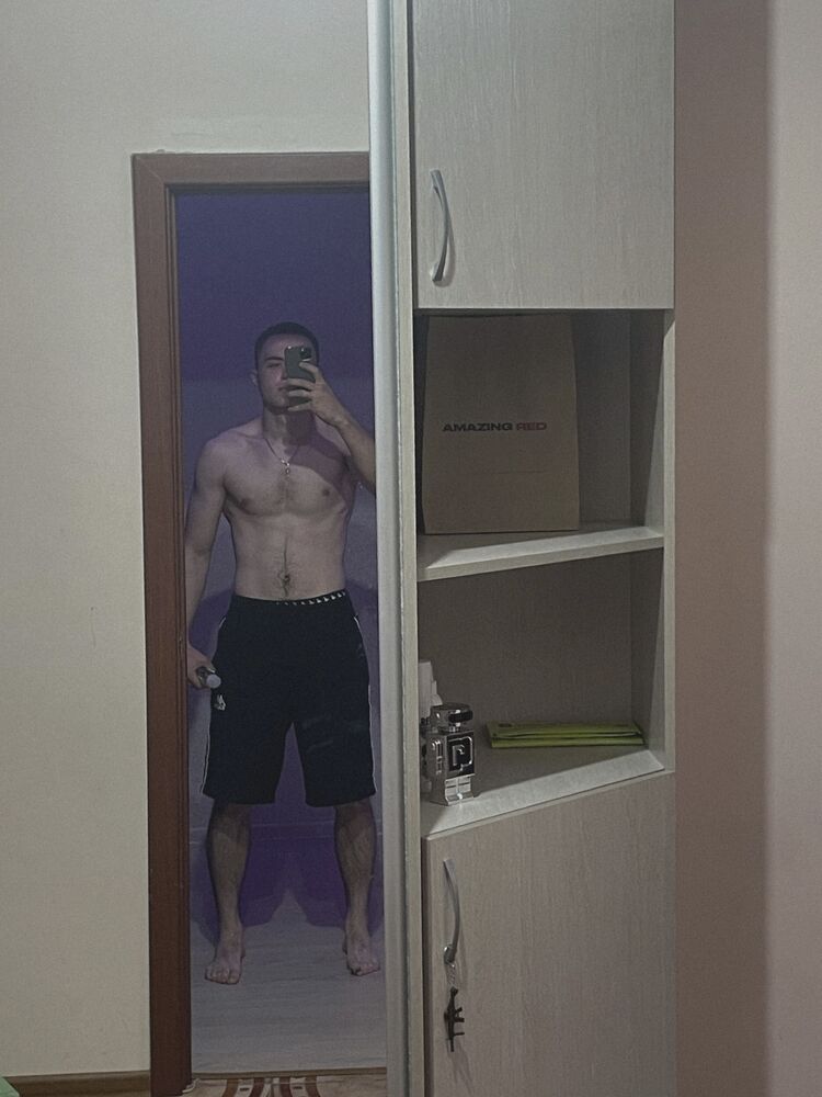  47068548  Danilakrezi, 21 ,    