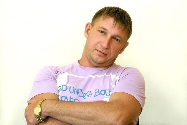  ,   Kalin, 48 ,   