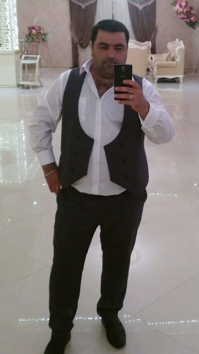  15729418  Sabir, 43 ,    