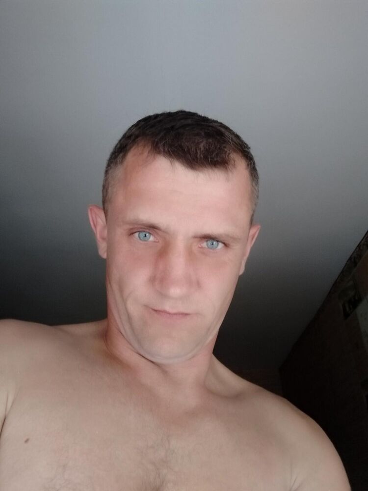  48638958  , 43 ,    