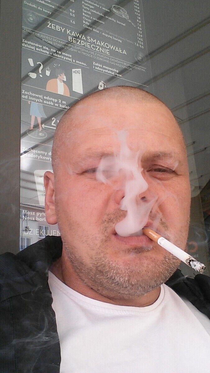 21147318  John, 41 ,    Legionowo