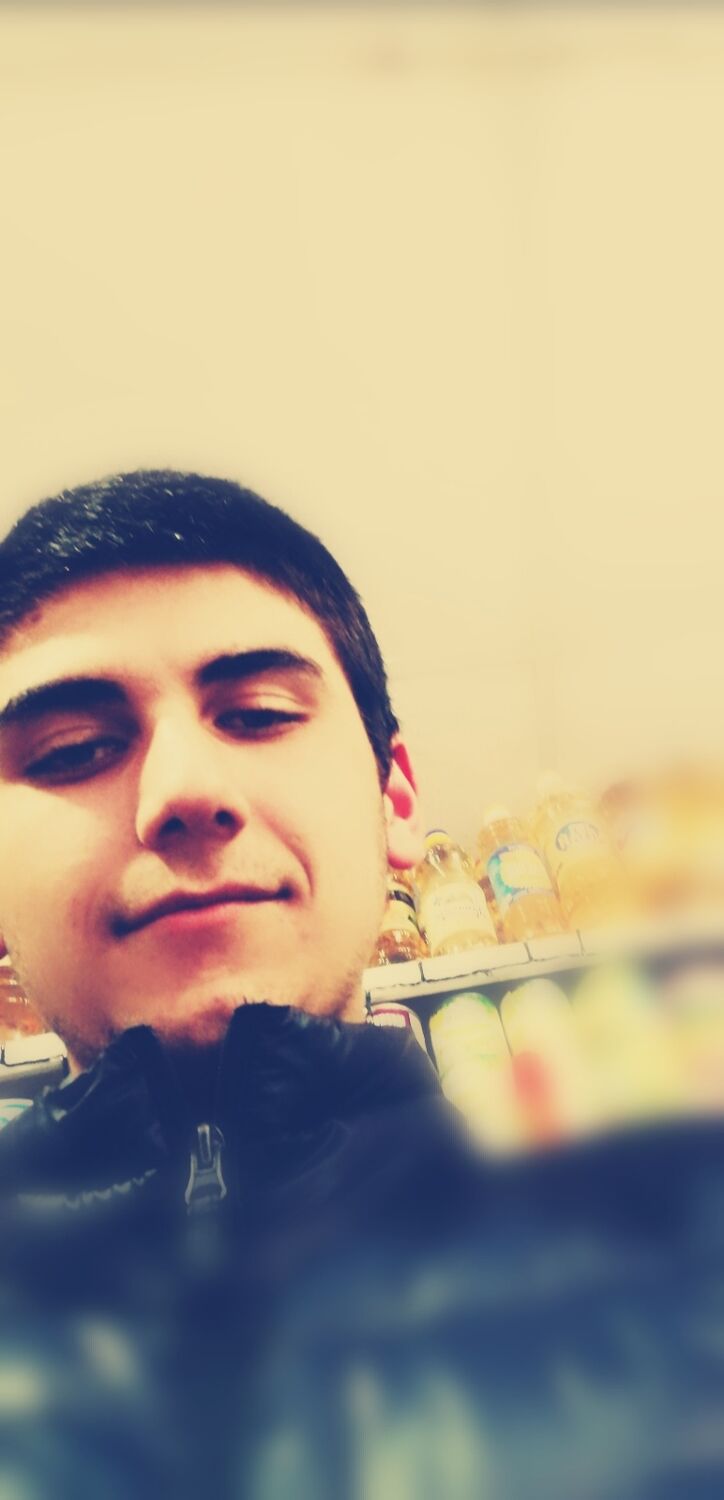  30756878  , 22 ,    