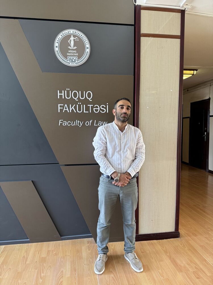  51973428  ehran, 35 ,    