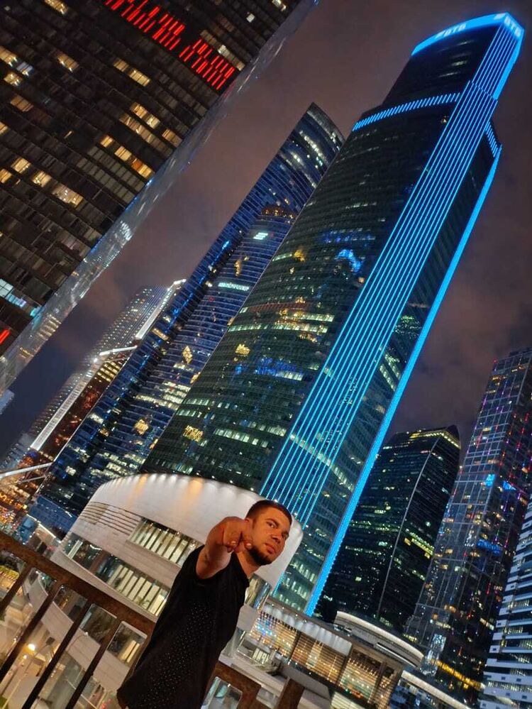  43895578  , 31 ,    