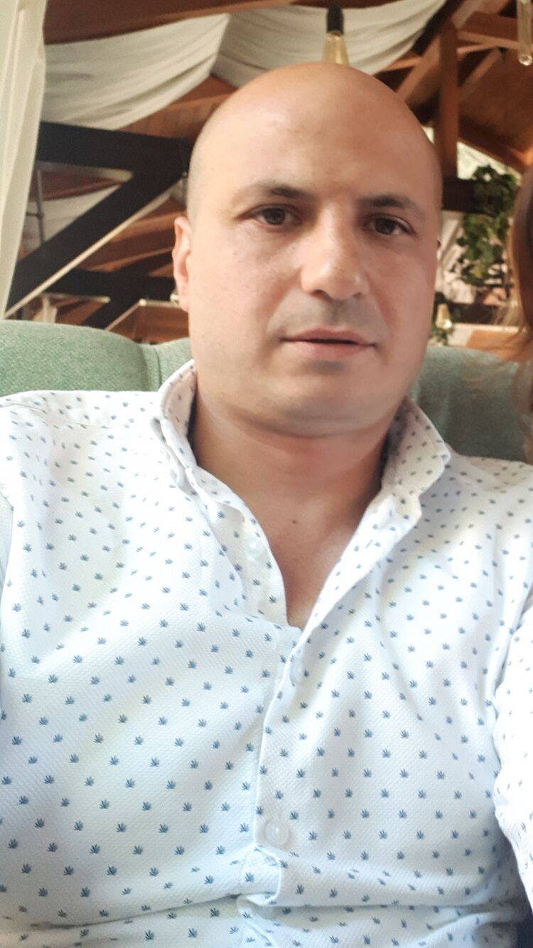  46594818  , 39 ,    